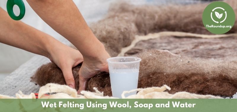 making natural wool felt by hand