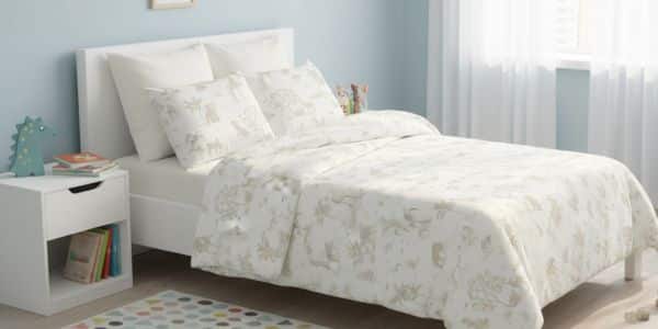 Testing the MakeMake Organics kids duvet cover set